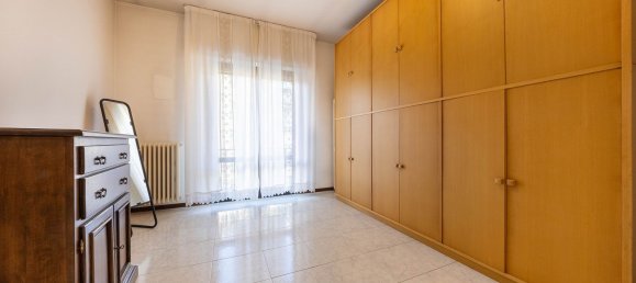 Квартира с 7 комнатами в Ареццо, Италия № 102913 15