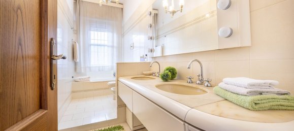 Квартира с 7 комнатами в Ареццо, Италия № 102913 8