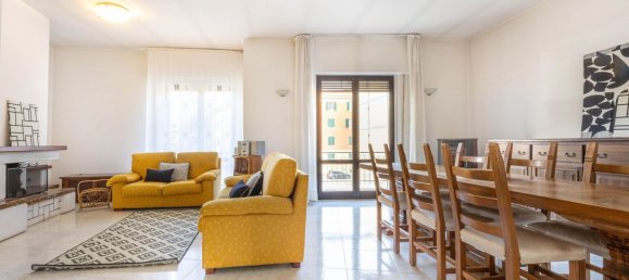 Квартира с 7 комнатами в Ареццо, Италия № 102913 2