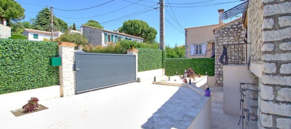 Вилла с 3 спальнями в Кань-сюр-Мер, Франция № 341392 3