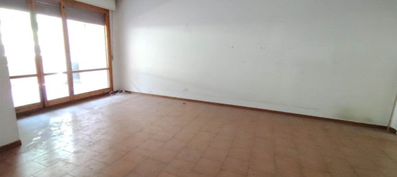 Apartamento de 6 dormitorios en Siena, Italy No. 380756 4