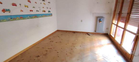 Apartamento de 6 dormitorios en Siena, Italy No. 380756 17