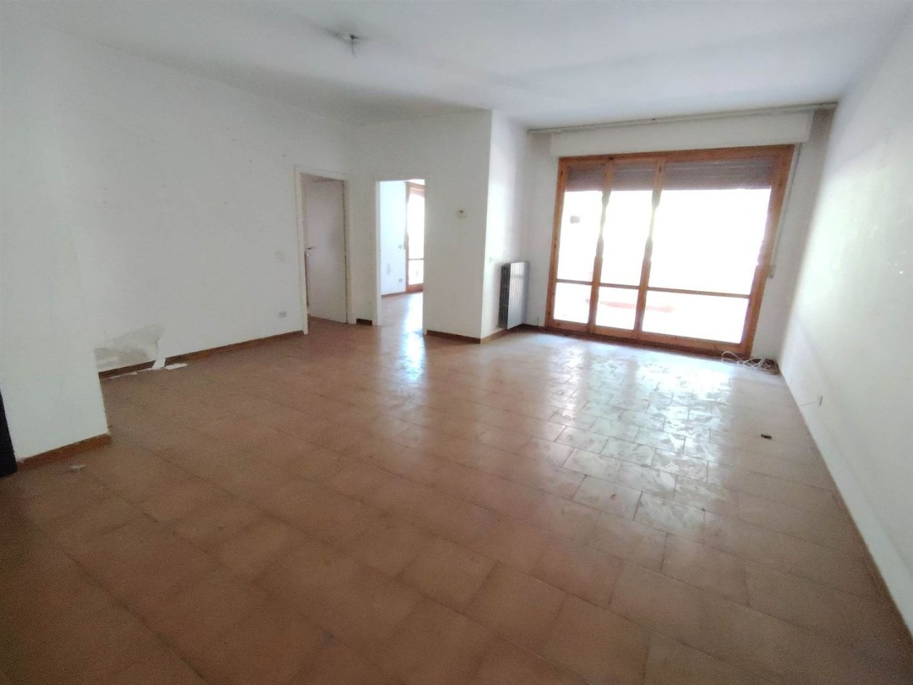 Apartamento de 6 dormitorios en Siena, Italy No. 380756