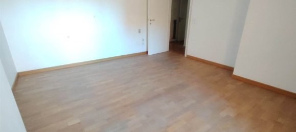 Apartamento de 6 dormitorios en Siena, Italy No. 380756 15