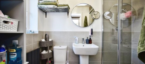 3 bedrooms House in Newington, United Kingdom No. 10600 13