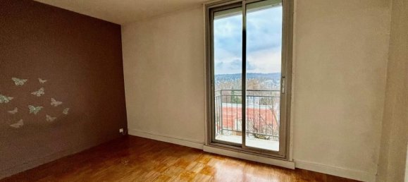 2 غرف نوم شقة في La Celle-Saint-Cloud, France رقم 151870 4