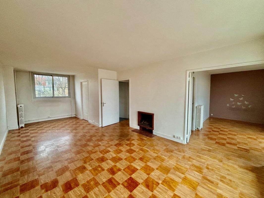 2 غرف نوم شقة في La Celle-Saint-Cloud, France رقم 151870