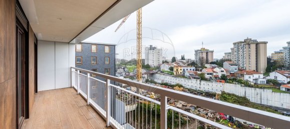 4 bedrooms Duplex in Porto, Portugal No. 140349 28