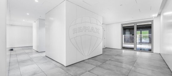 4 bedrooms Duplex in Porto, Portugal No. 140349 6