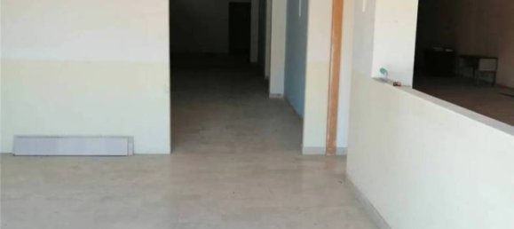 Propiedad comercial de 4 habitaciónes en Pontecorvo, Italy No. 116073 11