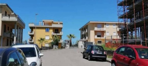 Propiedad comercial de 4 habitaciónes en Pontecorvo, Italy No. 116073 5