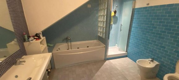 4 rooms Apartment in Rome, Italy No. 28200 19