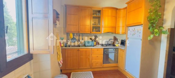 2 bedrooms Apartment in Florence, Italy No. 74454 2