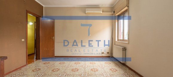 3 rooms Apartment in Palermo, Italy No. 160295 9
