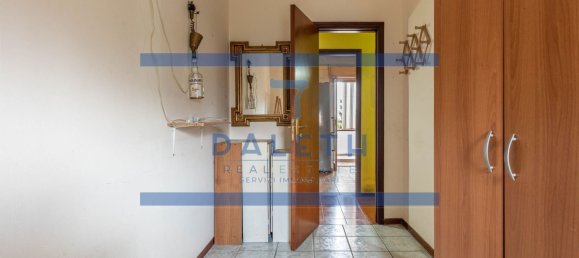 3 rooms Apartment in Palermo, Italy No. 160295 10
