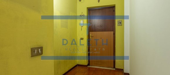 3 rooms Apartment in Palermo, Italy No. 160295 4