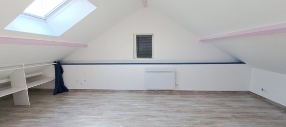 Adosado de 4 dormitorios en Thorigny-sur-Oreuse, France No. 283559 10