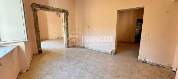 4 bedrooms Apartment in Naples, Italy No. 260100 14