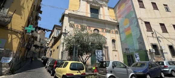 4 bedrooms Apartment in Naples, Italy No. 260100 27