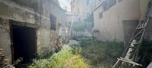 4 bedrooms Apartment in Naples, Italy No. 260100 23