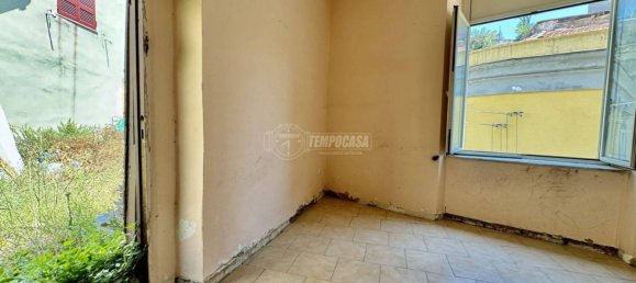 4 bedrooms Apartment in Naples, Italy No. 260100 6