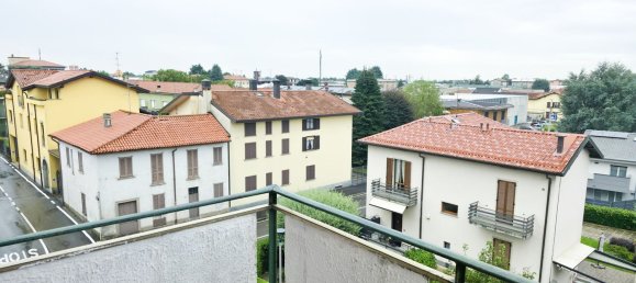 4 rooms Apartment in Carugo, Italy No. 333689 11