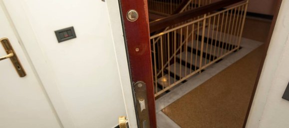 Apartamento de 2 dormitorios en Genoa, Italy No. 311352 19