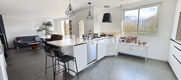 5 bedrooms House in Concarneau, France No. 52340 7