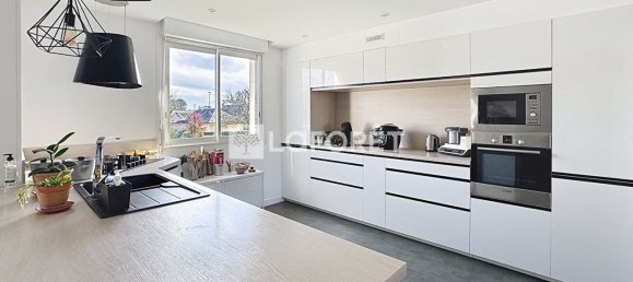 5 bedrooms House in Concarneau, France No. 52340 9