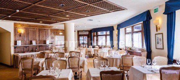 2 Schlafzimmer Wohnung in Cortina d'Ampezzo, Italy, Nr. 357199 3