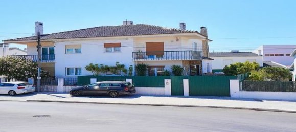 3 bedrooms House in Oeiras, Portugal No. 50753 4