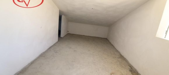 6 rooms House in Terranuova Bracciolini, Italy No. 231793 13