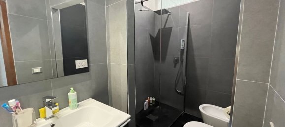 6 rooms Apartment in Livorno, Italy No. 268715 10