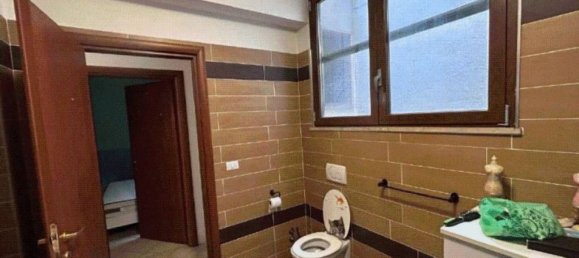 3 rooms House in Pomezia, Italy No. 12628 4