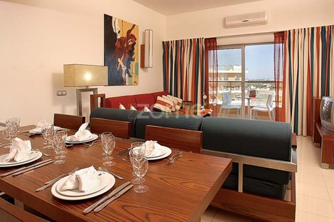 1 bedroom Apartment in Albufeira, Portugal No. 9436