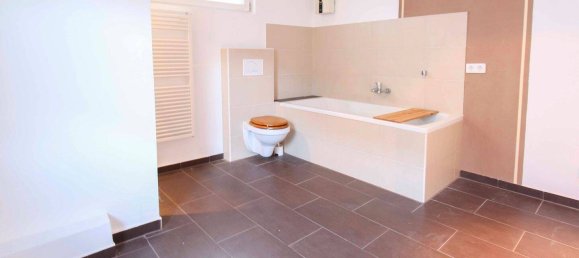 10 Schlafzimmer Gebäude in Offenbach, Germany, Nr. 331427 5