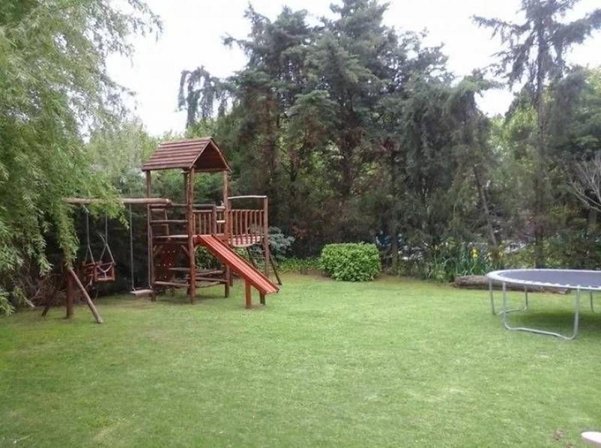 3 bedrooms House in Tigre, Argentina No. 1067