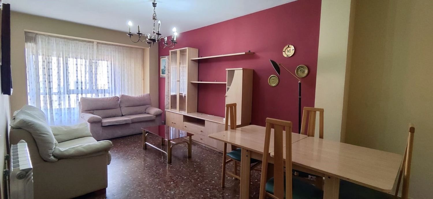 3 Schlafzimmer Wohnung in La Rioja, Spain, Nr. 272068