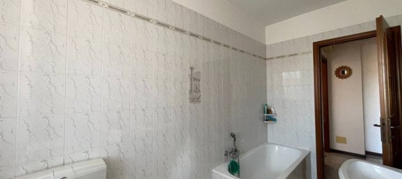 2 bedrooms Villa in Villarboit, Italy No. 297156 33