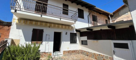 2 bedrooms Villa in Villarboit, Italy No. 297156 3
