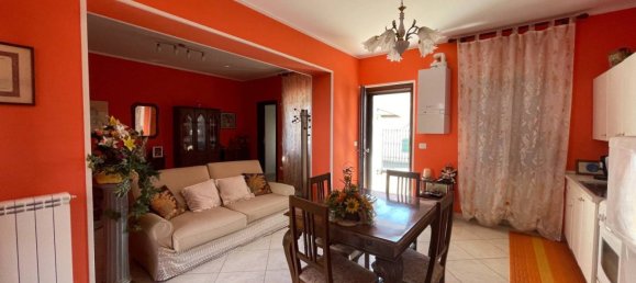 2 bedrooms Villa in Villarboit, Italy No. 297156 8
