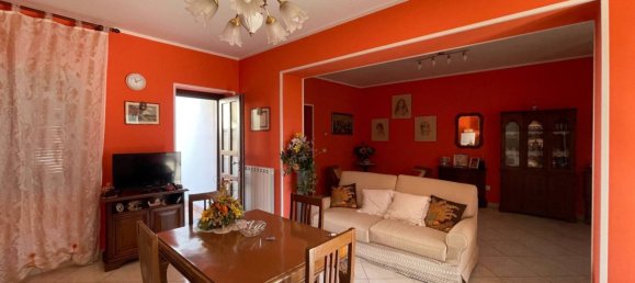 2 bedrooms Villa in Villarboit, Italy No. 297156 10