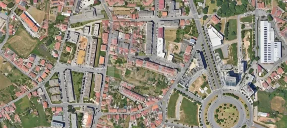 743m² Land in Vila Nova de Gaia, Portugal No. 82457 4