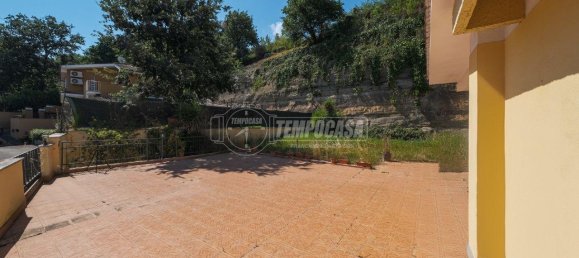 Villa de 5 divisões em Formello, Italy N.º 8035 64