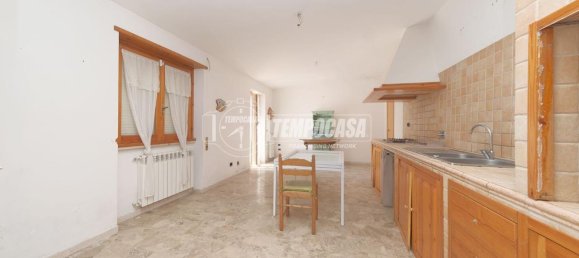 Villa de 5 divisões em Formello, Italy N.º 8035 21