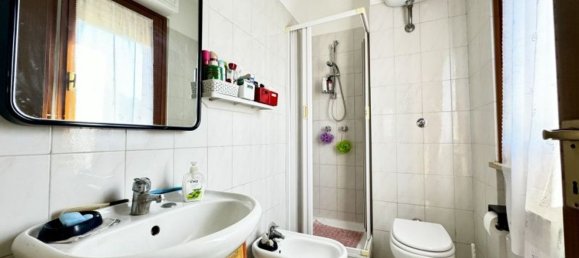 4-Zimmer Wohnung in Rome, Italy, Nr. 26873 12