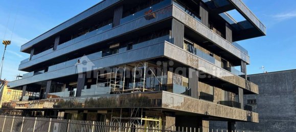 3 bedrooms Penthouse in Cesano Maderno, Italy No. 162121 34