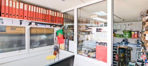 Propriété commerciale à Cascais, Portugal 180m² No. 89941 11