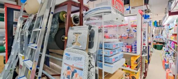 Propriété commerciale à Cascais, Portugal 180m² No. 89941 8