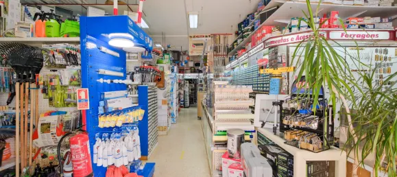 Propriété commerciale à Cascais, Portugal 180m² No. 89941 3